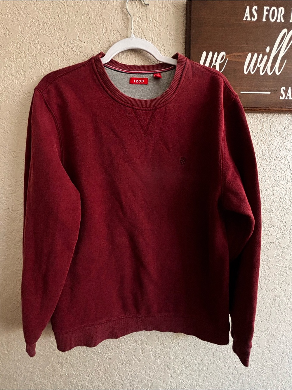 Izod Men's Crewneck Sweater in Burgundy